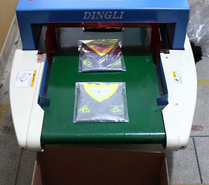 Metal-Detecting-Machine-1